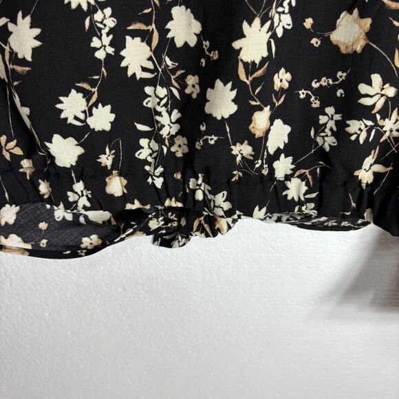 Simply Vera Vera Wang Black and Cream Floral Button Down Shirt Sz S NWT - Picture 9 of 12